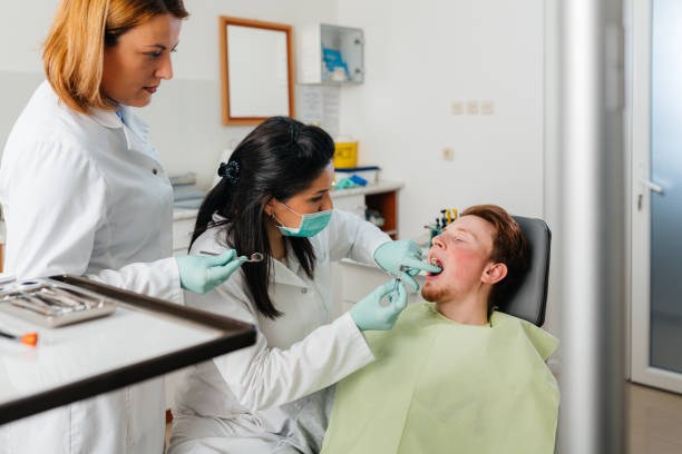 Best Emergency Dental Care for Broken or Chipped Teeth in Rainbow Springs, FL